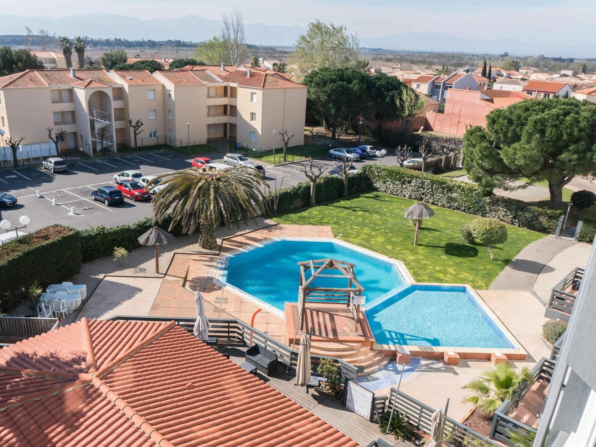 Ibis Styles Perpignan Canet En Roussillon Exterior foto
